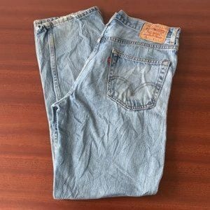 Vintage men’s 505 Levi’s mom jeans